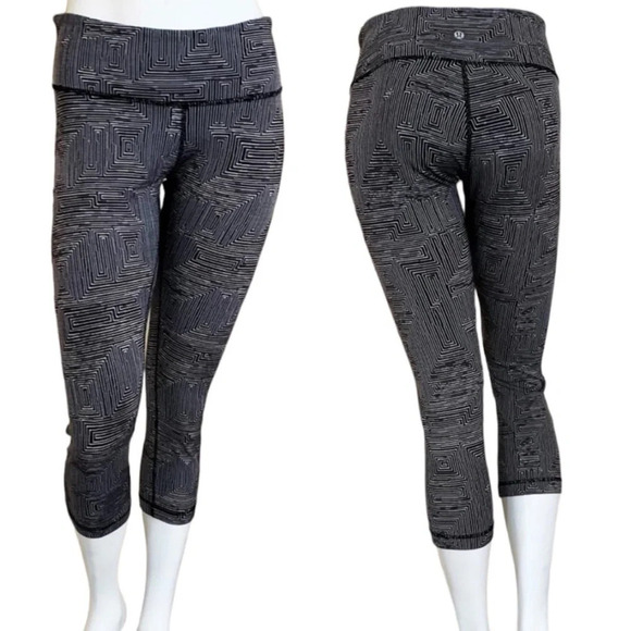 Lululemon Black White Jacquard Maze Wunder Under Crop II Leggings Size 4 - Picture 7 of 12